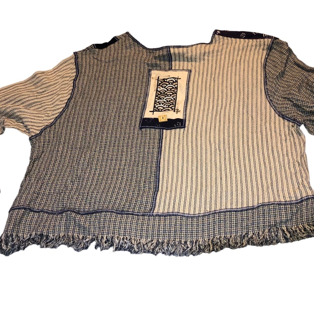 Vintage blue fish style cropped fringed long sleeve shirt handmade in Bali koi - Picture 5 of 9